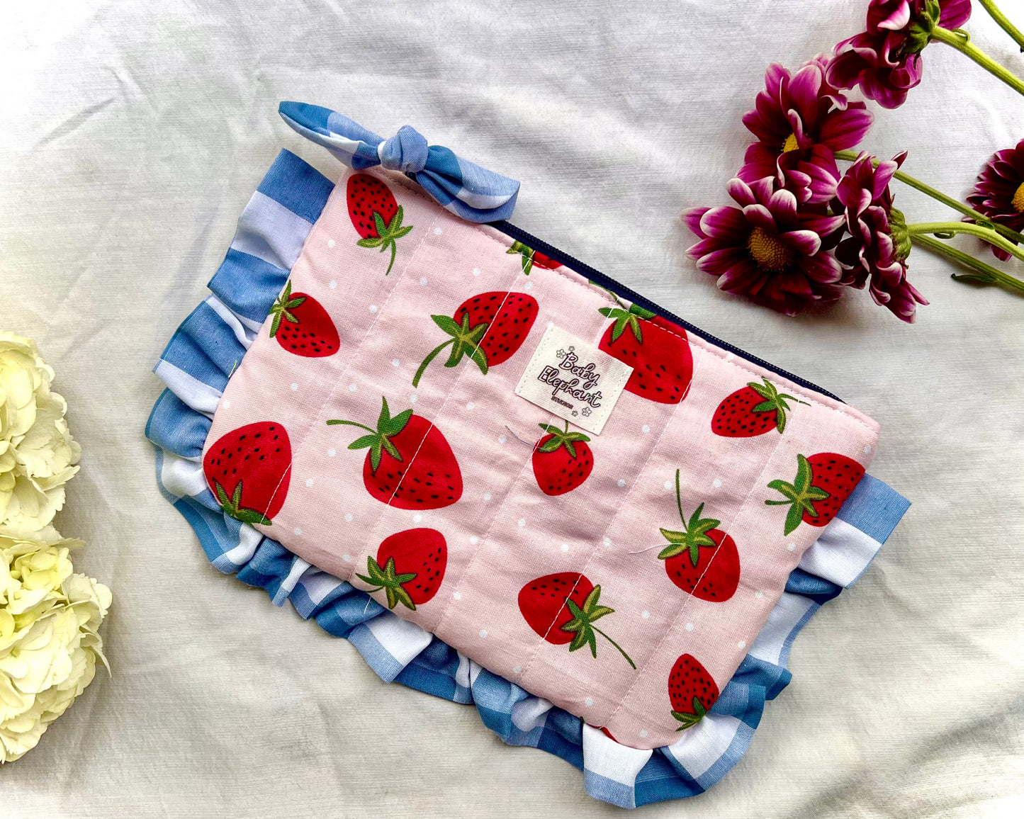 Sweet Standard Frill Pouch