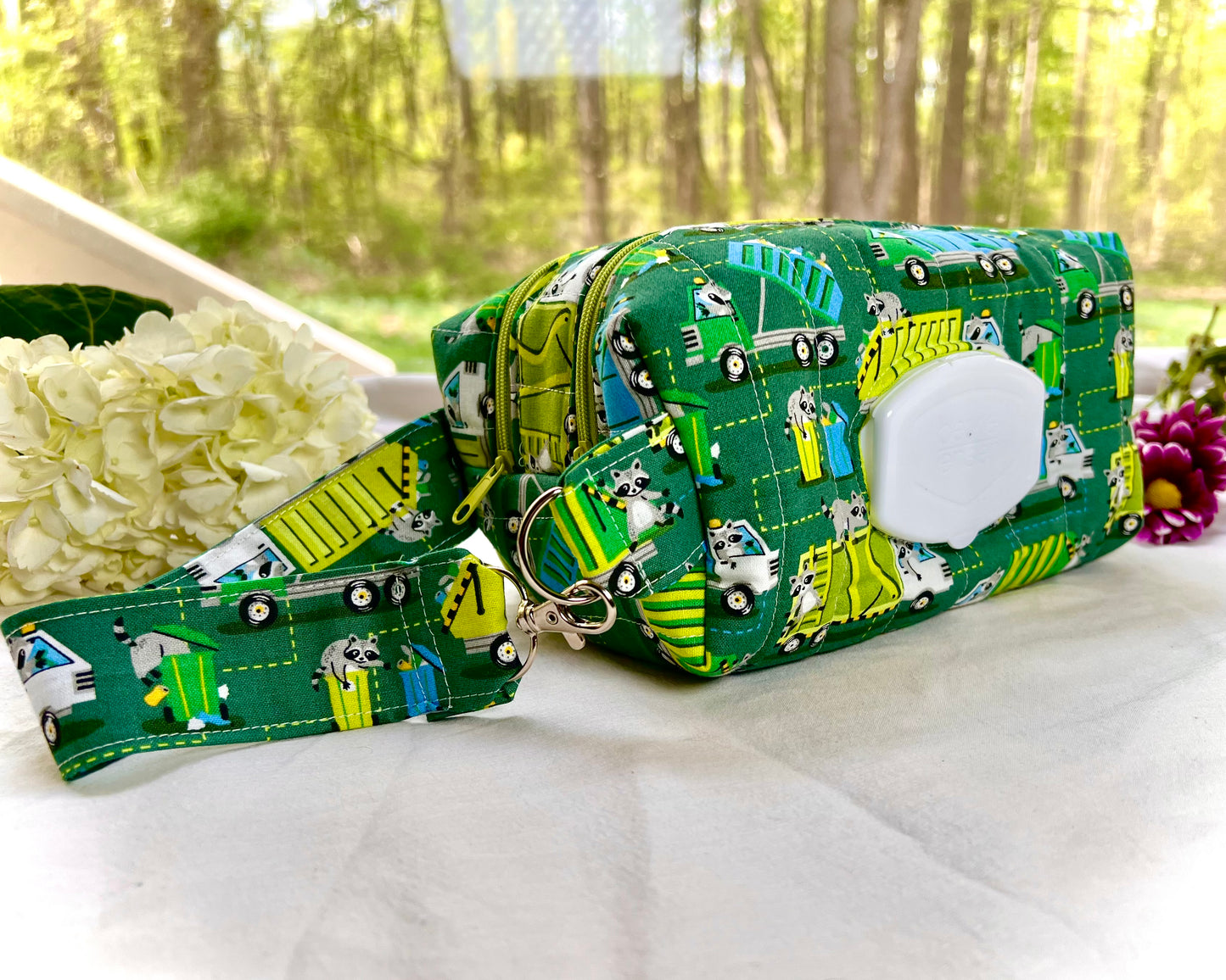 Clip & Go Double Zipper Wipe Pouch