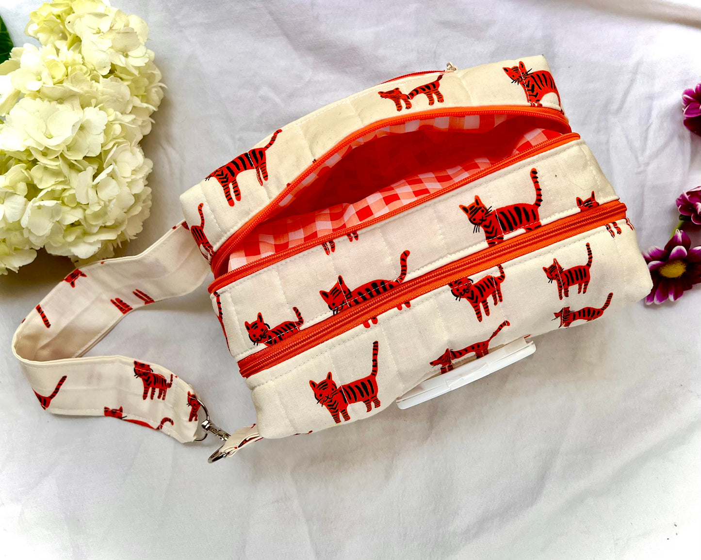 Clip & Go Double Zipper Wipe Pouch