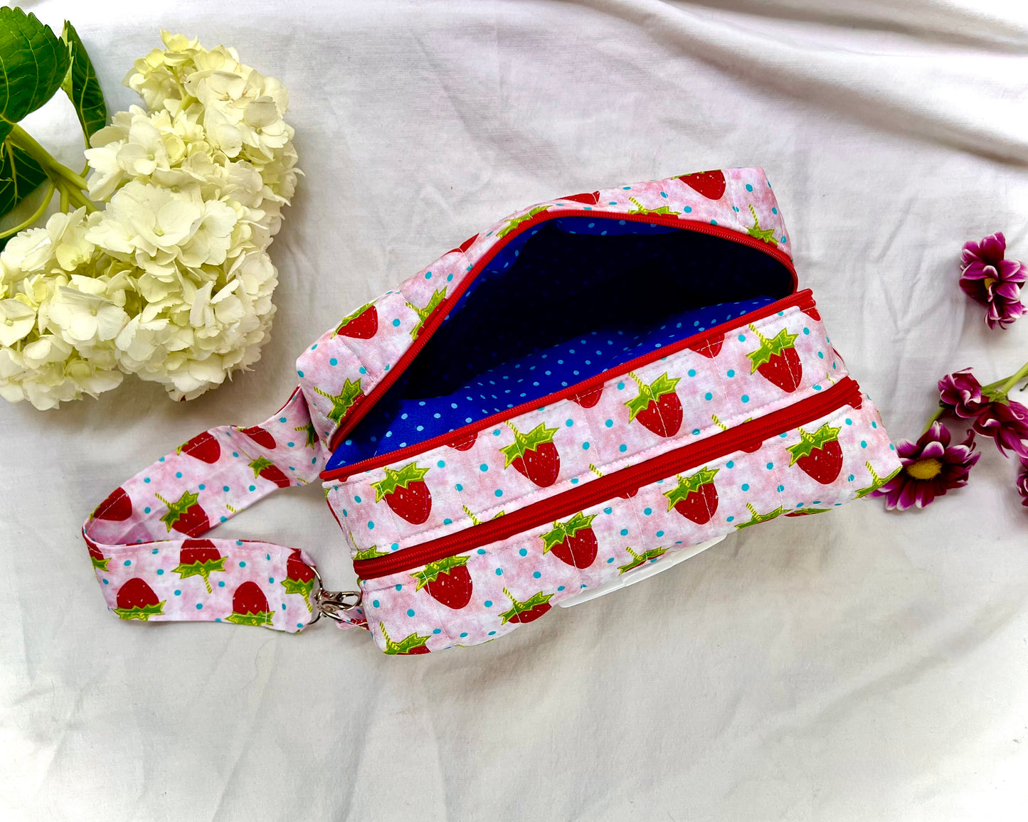 Clip & Go Double Zipper Wipe Pouch