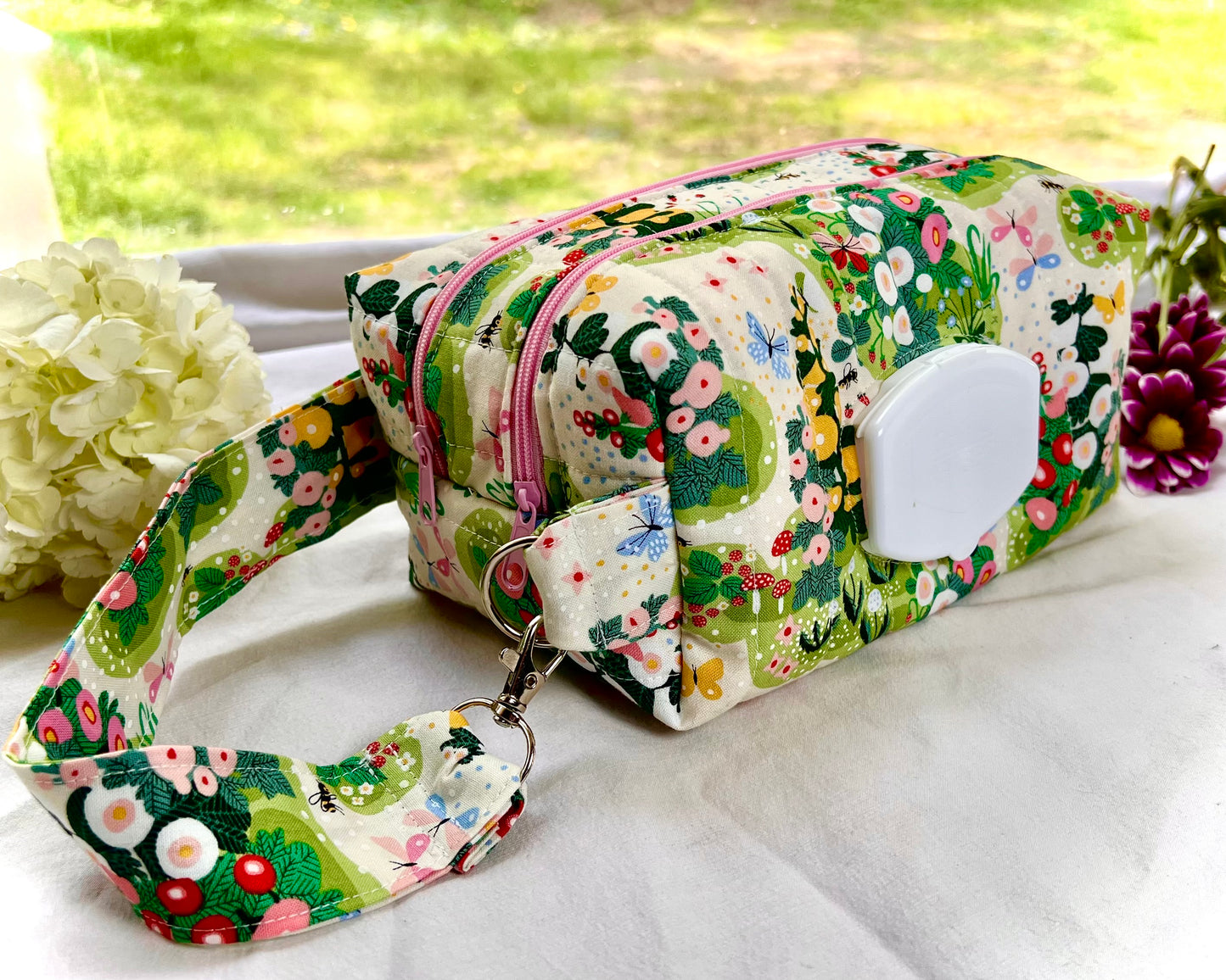 Clip & Go Double Zipper Wipe Pouch