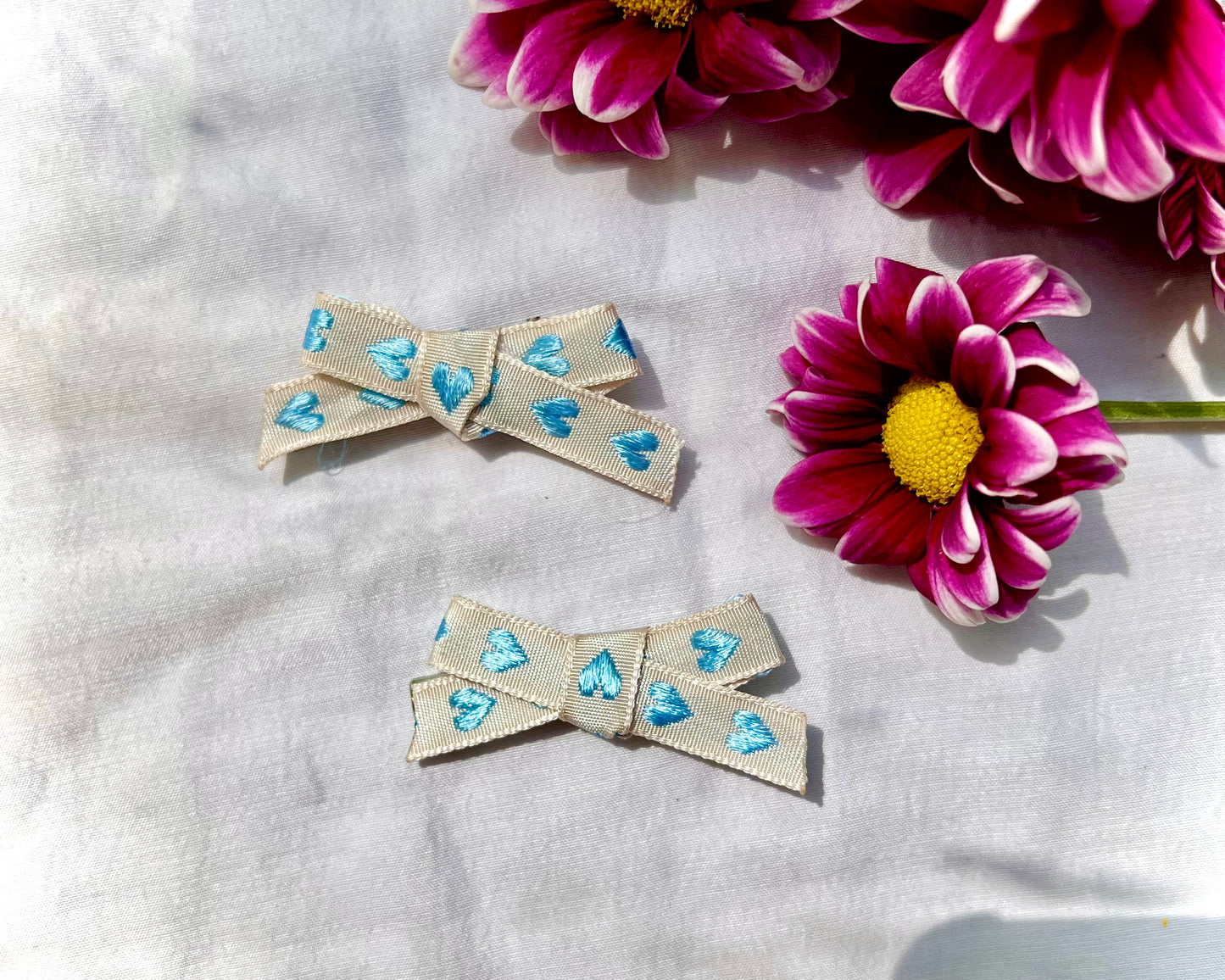 Mini Pigtail Bows