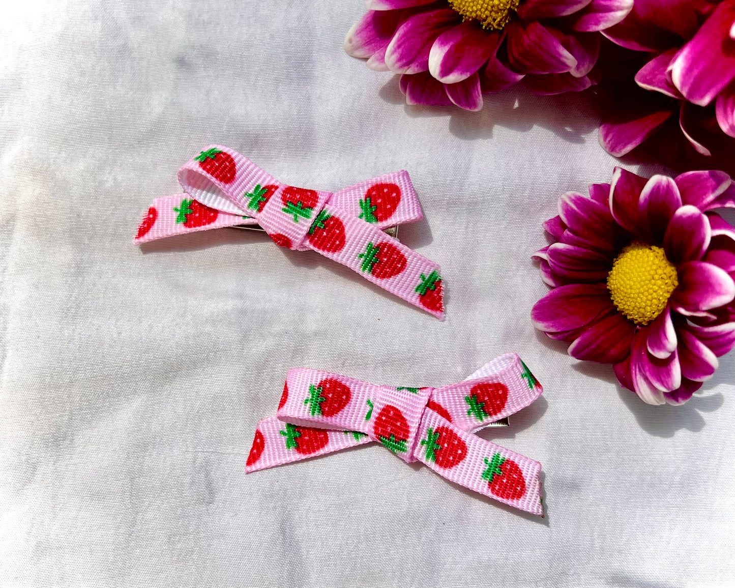 Mini Pigtail Bows
