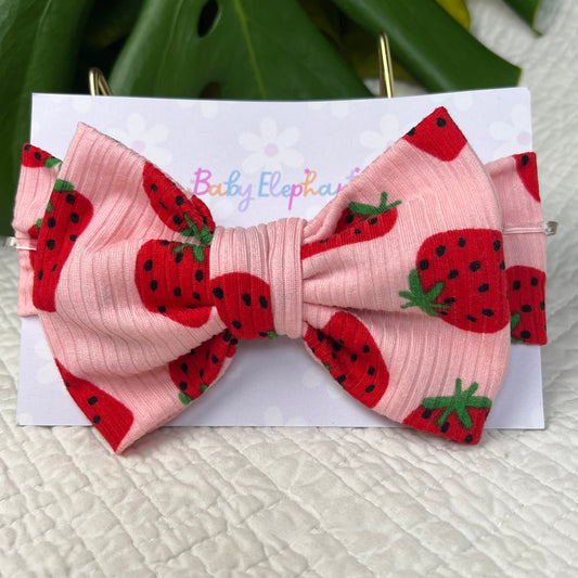 Strawberry Sweetness Baby Headwrap Bow 🍓🎀